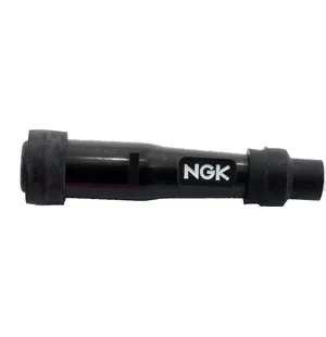 NGK spark plug cover SB05F kuva