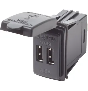 Blue Sea Fast charge 4.8A Dual chargers image