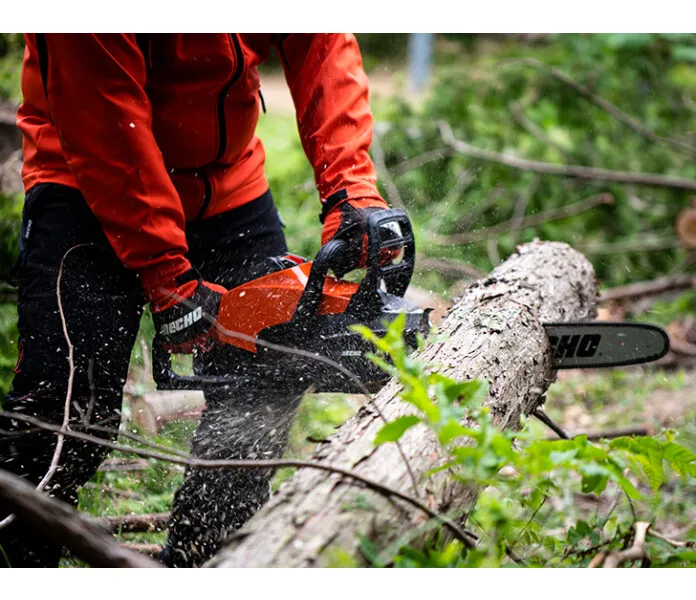 DCS 3500 battery saw block text image kuva