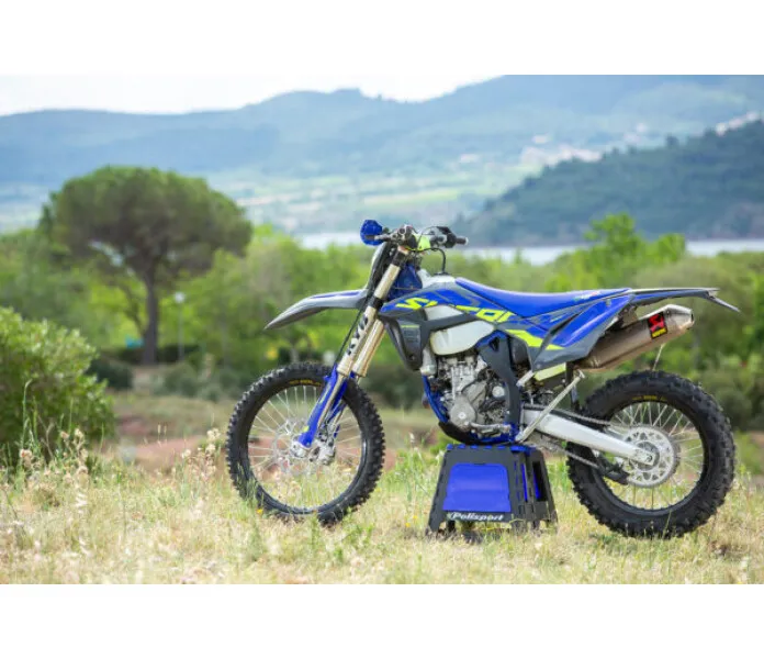 300 5 1 SEF 300 image