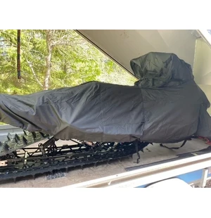 </p><p>- EASY-LOAD SIMPLIFIES STORAGE AND MOVING OF SNOWMOBILES BY ALLOWING&nbsp image