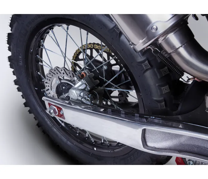 ajp spr 250 EN rearwheel image