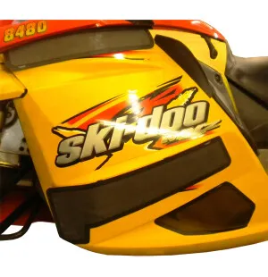 Frogzskin Ski Doo Rev Clutch Side Vent Kit 2003-07 (3pc) kuva
