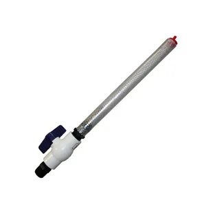 </div><div><br></div><div>När du använder den flexibla snabbflödespipen slipper du överfyllning och spill eftersom vätskan slutar rinna automatiskt när den når pipens ände, vilket gör att vätskan stannar där den ska istället för att hamna på händer och kl kuva