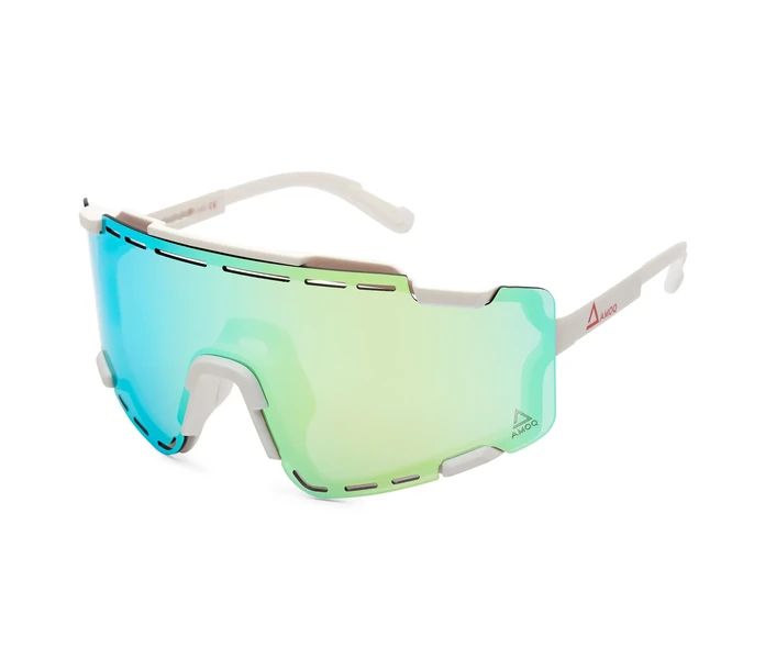 febedc4294270c37cf25e58ea30a4a2233046c93_645_NO2_SHADES_6 kuva