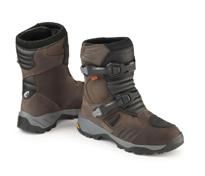 85a39b8c64076b12d2bd383e0ff0db0c509871d1_Forma_Boot_Adventure_Air_Low_Dry_WP_Brown kuva