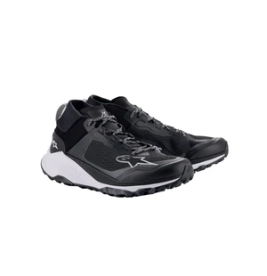 "A midsole wall wrapping snugly secures the foot while providing optimal stability and comfort.<br><br>A highly resilient EVA insert located in the main midsole beneath the heel delivers long-lasting softness.<br><br>The anatomically optimized sole provid kuva