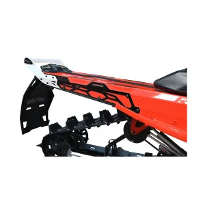 SPI Takapuskuri Ski-Doo Gen4 165" Hide 'N' Go - Musta kiinnitys (Valkoinen pusku kuva